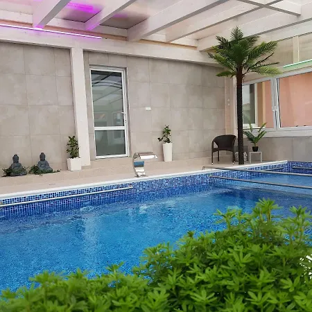 Rawia 2 Bed & Breakfast *