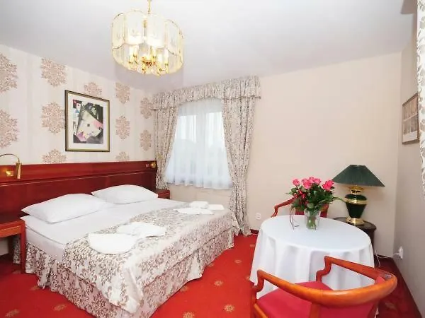 Rawia 2 Bed & Breakfast 3*